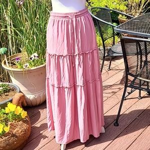 Beautiful pink tiered maxi skirt, size M